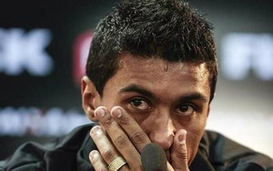 Paulinho bật khóc khi xác nhận gia nhập Tottenham