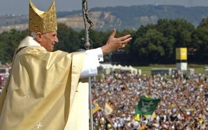 Cơn khủng hoảng của Vatican khi Giáo hoàng ra đi