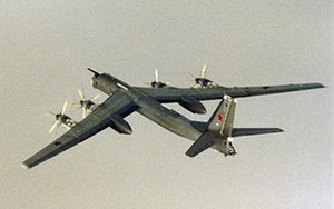 Hai máy bay ném bom Nga bị tiêm kích Mỹ chặn ở đảo Guam