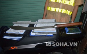 "Nhặt" được thanh đao, U50 bị 141 "sờ gáy"