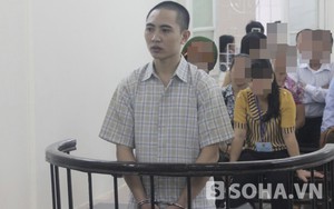 Bị phụ tình, cầm dao đến công ty giết người yêu