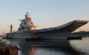 Áo chống đạn, tàu sân bay Nga gặp nạn vì hàng Trung Quốc