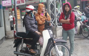 Người Sài Gòn cũng xuýt xoa vì lạnh