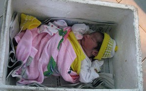 Phát hiện xác trẻ sơ sinh trong thùng xốp ven đường