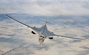 Chiêm ngưỡng "Thiên nga trắng" dũng mãnh của Không quân Nga