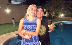 Cạn tình, Maradona đuổi cổ cả nhà tình cũ