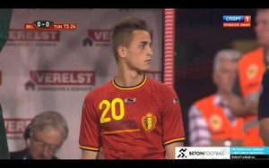 Januzaj "lên đồng" trong ngày ra mắt ĐTQG Bỉ