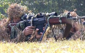 Tận mắt kỹ năng hoàn hảo của lính bắn tỉa Việt Nam