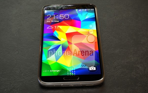 Tò mò với những hình ảnh thật của Galaxy S5 Prime vỏ kim loại