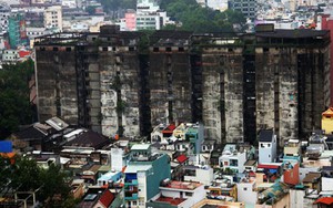 “Chung cư ma” giữa trung tâm TP.HCM