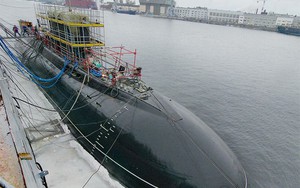 Nhà máy Admiralty đua tiến độ đóng tàu ngầm cho Việt Nam
