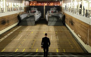 Pháp lấp lửng việc hạ thủy tàu Mistral thứ hai cho Nga