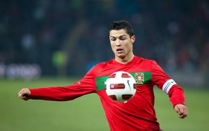 10 bàn thắng đẹp nhất của Ronaldo trong màu áo BĐN năm 2013