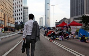 Lực lượng suy giảm, người biểu tình Hồng Kông đồng ý đàm phán