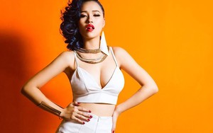 DJ nóng bỏng nhất Hà Thành khoe đường cong gợi cảm