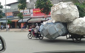 Những hình ảnh "không thể tưởng tượng" trên đường phố Hà Nội