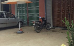 Người đàn bà tan nát vì hai con tự tử và lời đồn bị "quở phạt"
