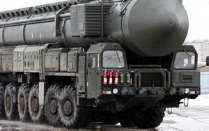 Ukraine: Nga đe dọa tấn công bằng vũ khí hạt nhân