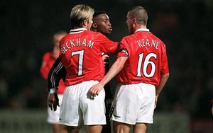 Sir Alex văng tục, ngăn cản Beckham mặc áo số 7