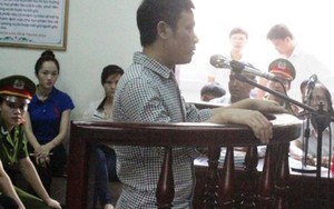 Òa khóc, đập đầu vào tường đòi tự tử khi nghe tuyên án tử hình