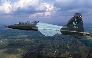 Không lực Mỹ: Quá nhiều dự án máy bay đắt tiền