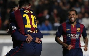 Trong 3 ngày, Messi lập liền 2 kỷ lục