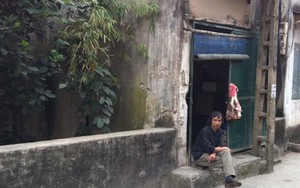 'Bán ruộng non' làm nhà tạm tại làng một thế kỷ ở nhờ