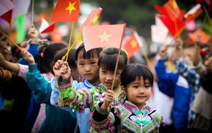 Khai trường ở Bản Khoang sau một năm thảm họa