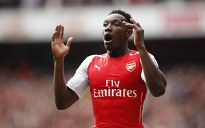 "Thánh lốp bóng" Welbeck lại gặp xui xẻo