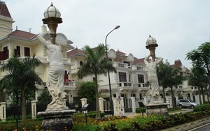 Biệt thự vườn đào: 'Quý tộc' ép nghĩa trang, nắn cả đường