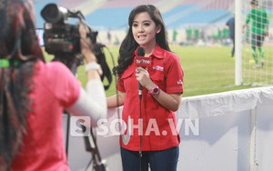 Ngỡ ngàng trước sắc đẹp của nữ phóng viên Indonesia