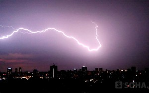 Thêm những hình ảnh đáng sợ trên bầu trời Hà Nội