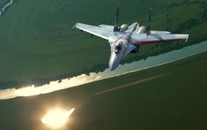 [Ảnh+Video] Xem phi công Nga đua tài tại Aviadarts 2014