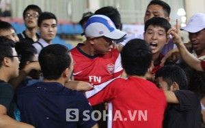 Hà Nội: Fan Man United và Liverpool choảng nhau tại Tô Hiệu