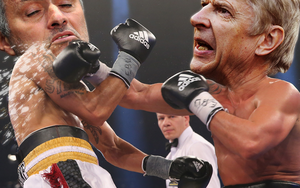 Wenger và cú knock-out hạ gục Mourinho