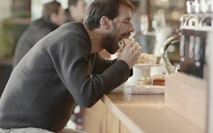 Van Nistelrooy là một… con nghiện hamburger