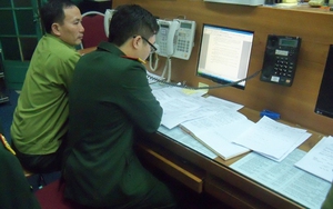 Hình ảnh túc trực thâu đêm tại VP Ủy ban QG tìm kiếm cứu nạn