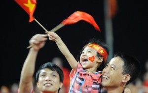 Tuấn Anh đá như Champions League; HLV Myanmar đổ tại CĐV Việt