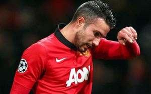Van Persie trở lại: Chưa phải câu trả lời đối với Man United