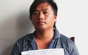 Bắt đối tượng mang hàng chục nghìn USD qua biên giới