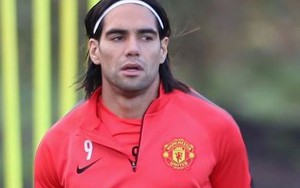 Falcao hết cửa ở lại Man United?