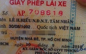 Ba chị em có tên quá "độc", chính quyền phải triệu tập để... sửa