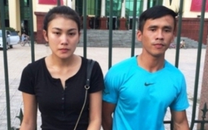 Thiếu nữ xinh đẹp cùng bạn trai bị bắt vì mang ma túy “dạo phố”