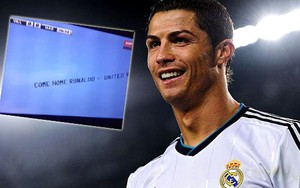 Fan Man United dùng máy bay "dụ dỗ" Ronaldo trở về