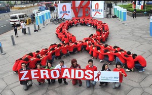 Thực hiện Chương trình 90–90–90 và chấm dứt đại dịch AIDS