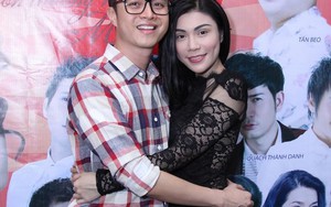 Nhật Tinh Anh tình tứ ôm eo Uyên Trang