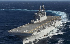 Mỹ gây tranh cãi với tàu đổ bộ không có... khoang đổ bộ