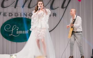 Hà Hồ mặc đầm cưới, nhảy cực sung trên sân khấu