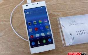 Hình ảnh mới nhất về smartphone mỏng nhất thế giới