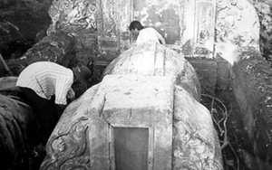 Phát hiện di cốt quý tử chôn toàn thây trong mộ cổ ở Bến Tre